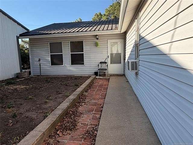 4 Acres of Land with Home for Sale in Muskogee, Oklahoma