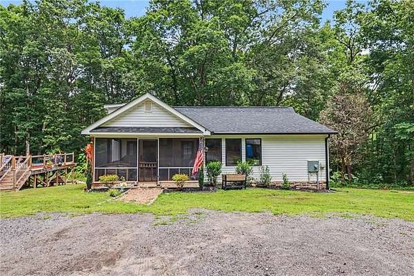 5 Acres of Land with Home for Sale in Kingston, Georgia