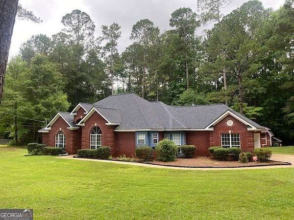 2.82 Acres of Land with Home for Sale in Lanett, Alabama