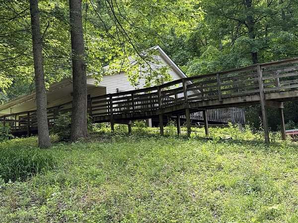 4.49 Acres of Land with Home for Sale in McKee, Kentucky