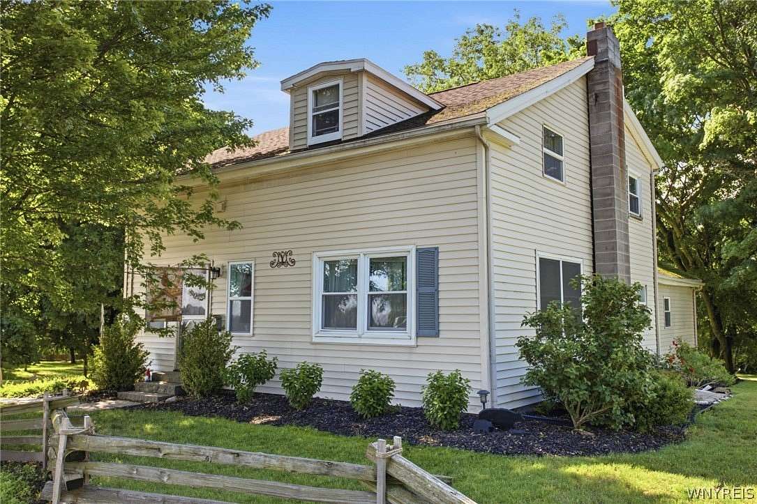 5 Acres of Land with Home for Sale in Byron, New York
