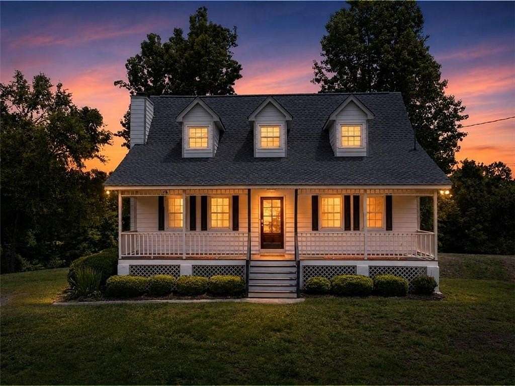 6.79 Acres of Land with Home for Sale in Rydal, Georgia
