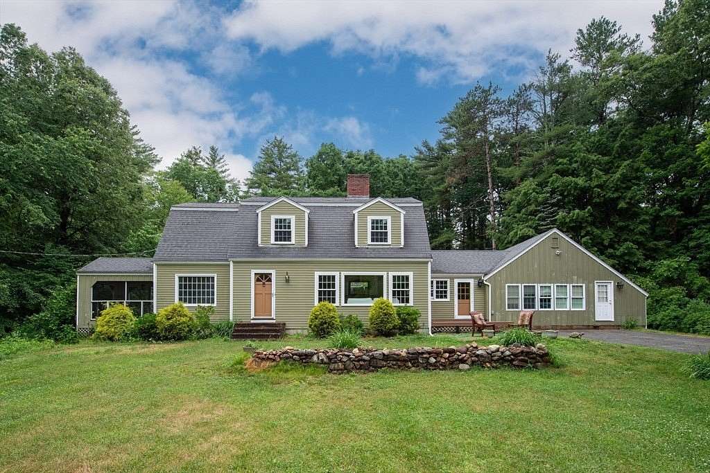 2 Acres of Land with Home for Sale in Boxford, Massachusetts