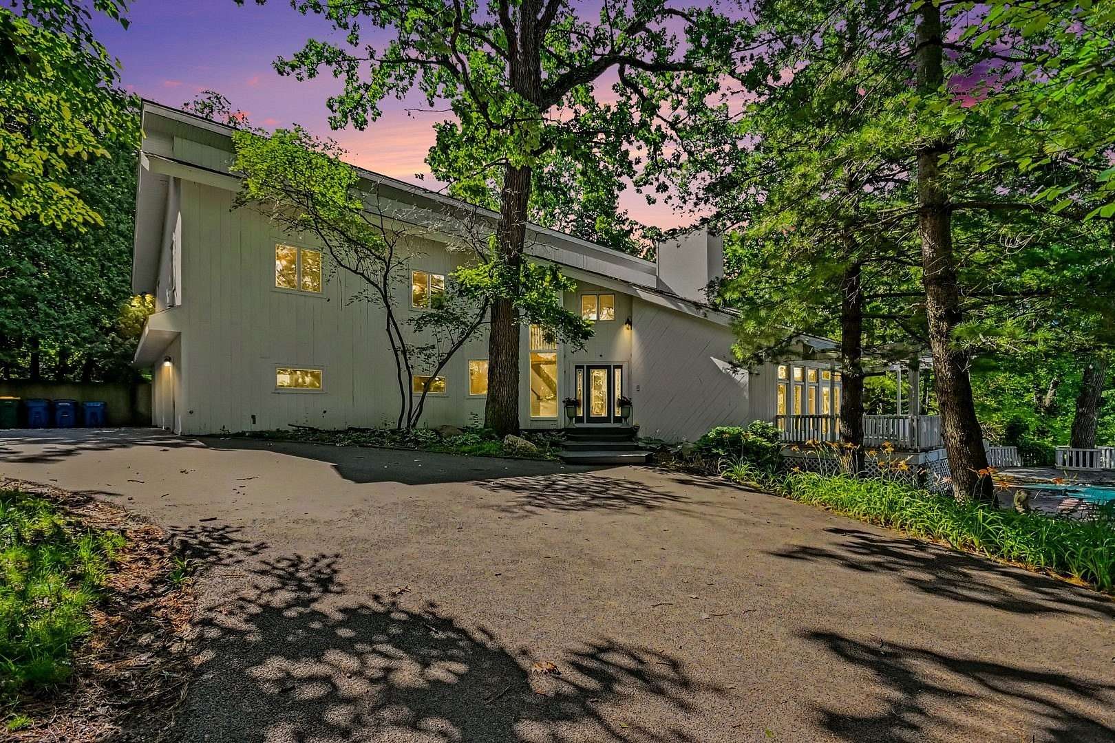 3.73 Acres of Land with Home for Sale in Joliet, Illinois