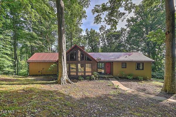 3.1 Acres of Land with Home for Sale in Kingsport, Tennessee