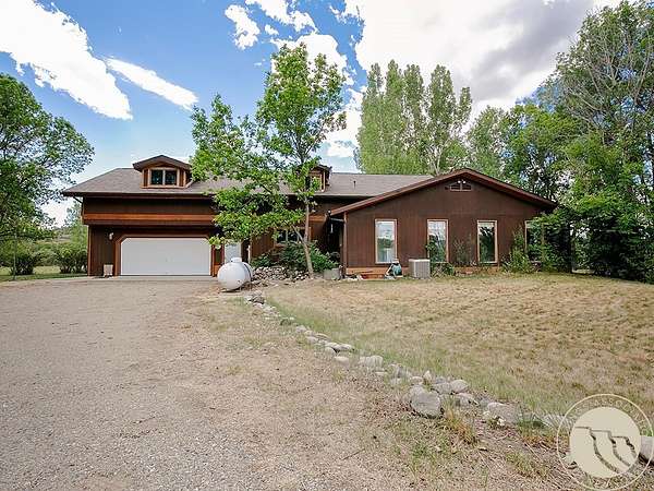 10 Acres of Land with Home for Sale in Park City, Montana