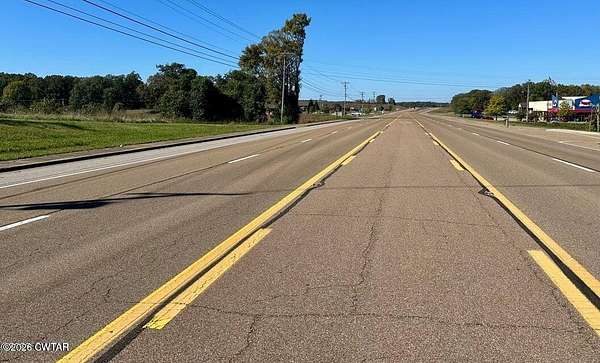 8.5 Acres of Commercial Land for Sale in Lexington, Tennessee