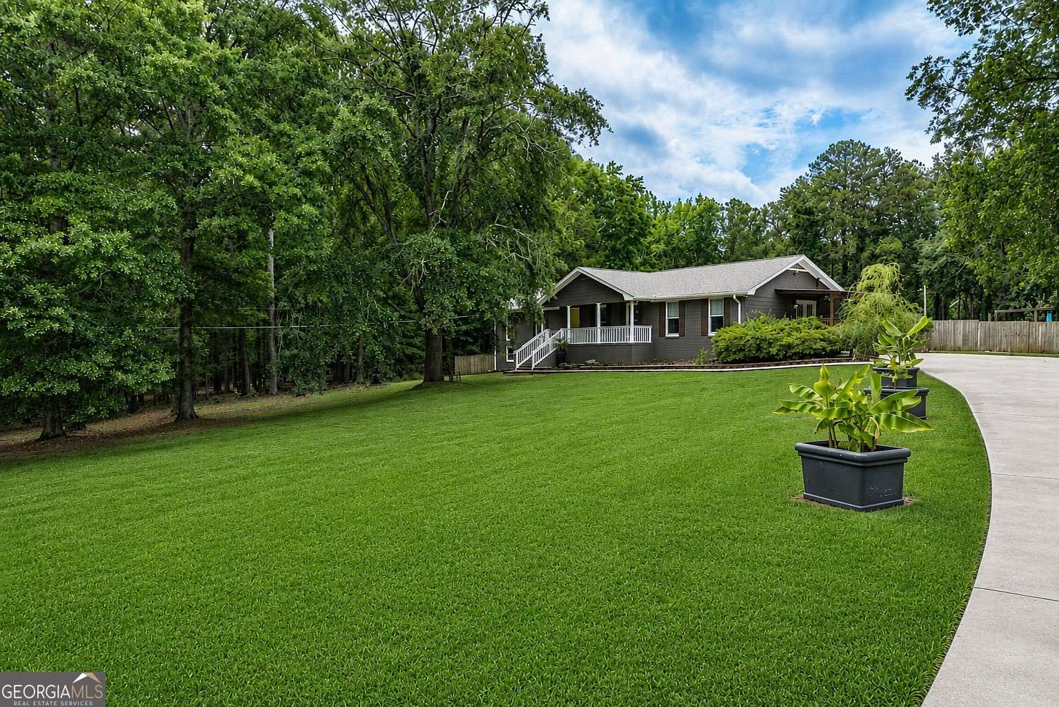 1.9 Acres of Land with Home for Sale in Jonesboro, Georgia