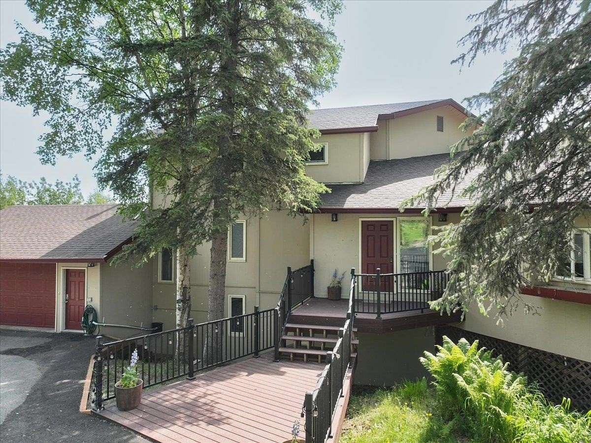 2 Acres of Land with Home for Sale in Fairbanks, Alaska