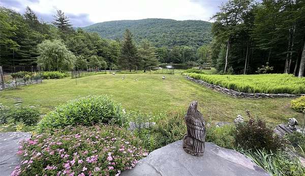 14 Acres of Recreational Land with Home for Sale in Phoenicia, New York