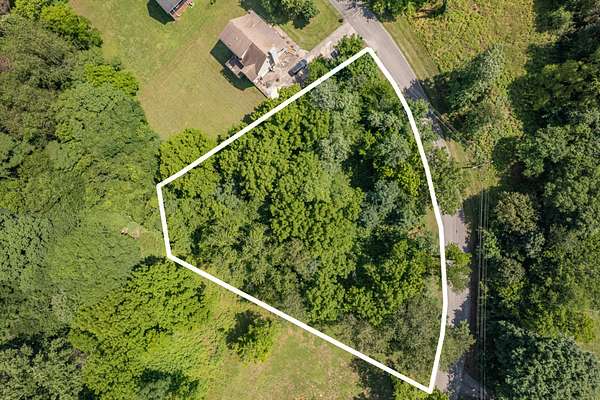 0.56 Acres of Residential Land for Sale in Lewisburg, Tennessee