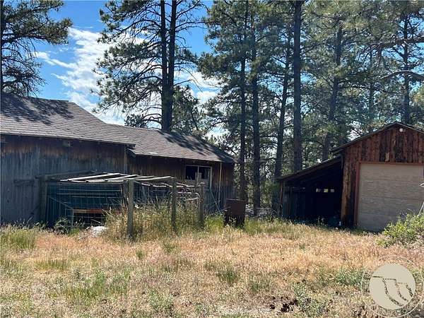 20 Acres of Agricultural Land with Home for Sale in Roundup, Montana