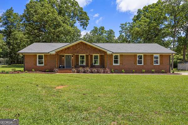 18.4 Acres of Recreational Land with Home for Sale in Luthersville, Georgia