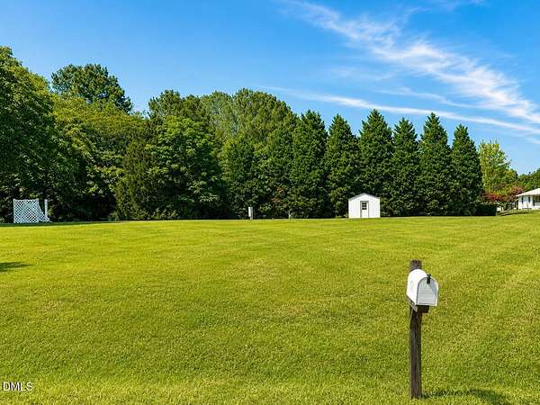 1 Acre of Residential Land for Sale in Benson, North Carolina
