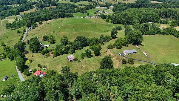 7 Acres of Agricultural Land for Sale in Gate City, Virginia