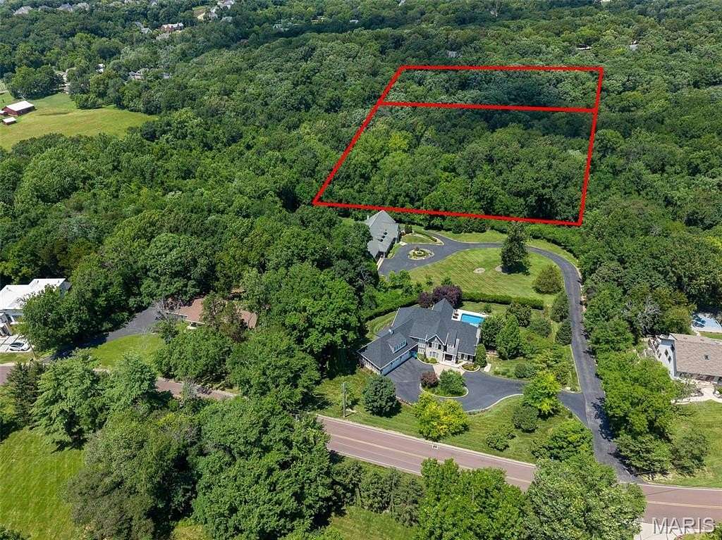 8 Acres of Residential Land for Sale in Sunset Hills, Missouri