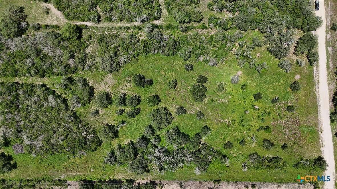 5.18 Acres of Residential Land for Sale in Goliad, Texas