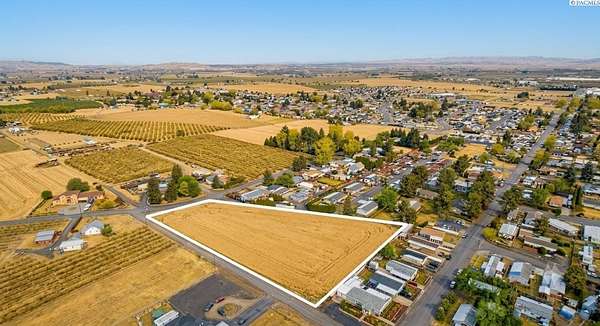 1.83 Acres of Residential Land for Sale in Grandview, Washington