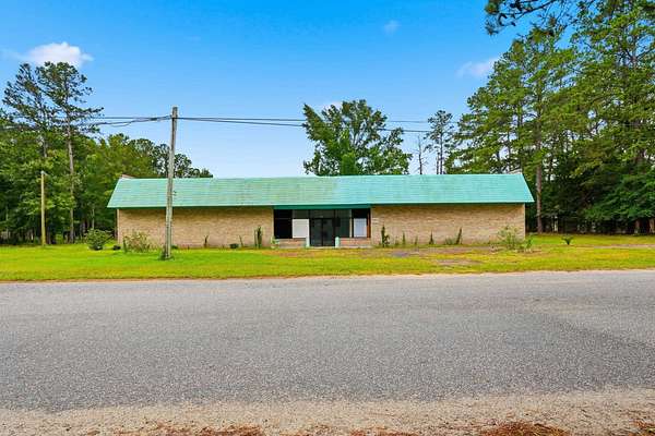 3.1 Acres of Mixed-Use Land for Sale in Andrews, South Carolina