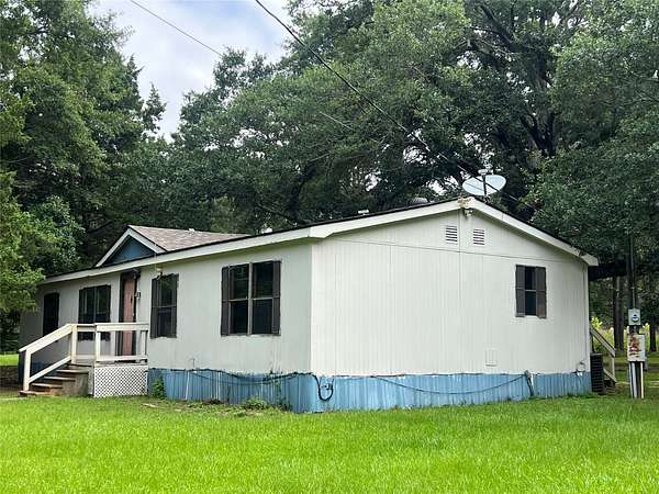 5 Acres of Land with Home for Sale in Shreveport, Louisiana