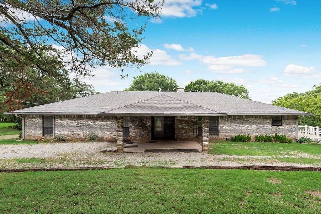 6 Acres of Land with Home for Sale in Denison, Texas
