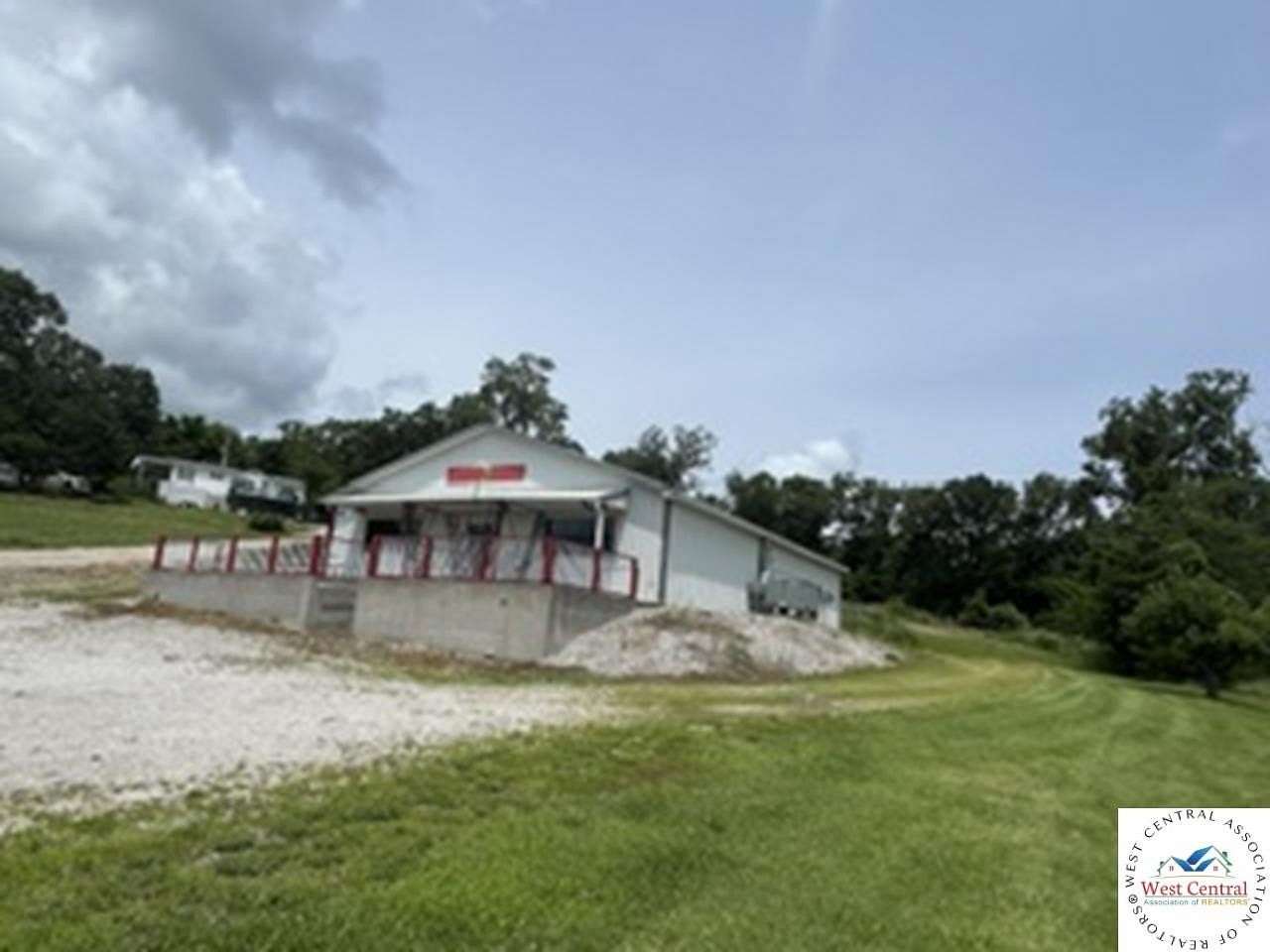 2.7 Acres of Improved Commercial Land for Sale in Warsaw, Missouri