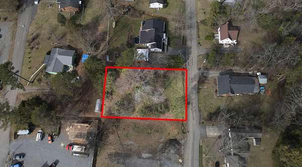 0.29 Acres of Mixed-Use Land for Sale in Cleveland, Tennessee