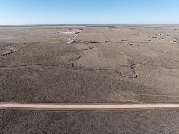 10 Acres of Land for Sale in Canyon, Texas