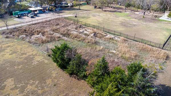 0.38 Acres of Mixed-Use Land for Sale in Lancaster, Texas