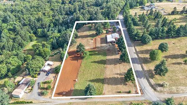 4.4 Acres of Land with Home for Sale in Sheridan, Oregon