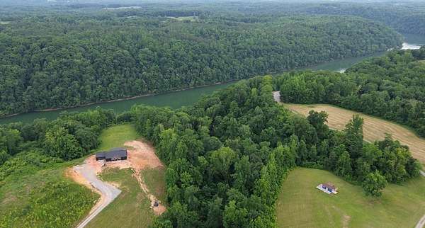 5 Acres of Land for Sale in Smithville, Tennessee