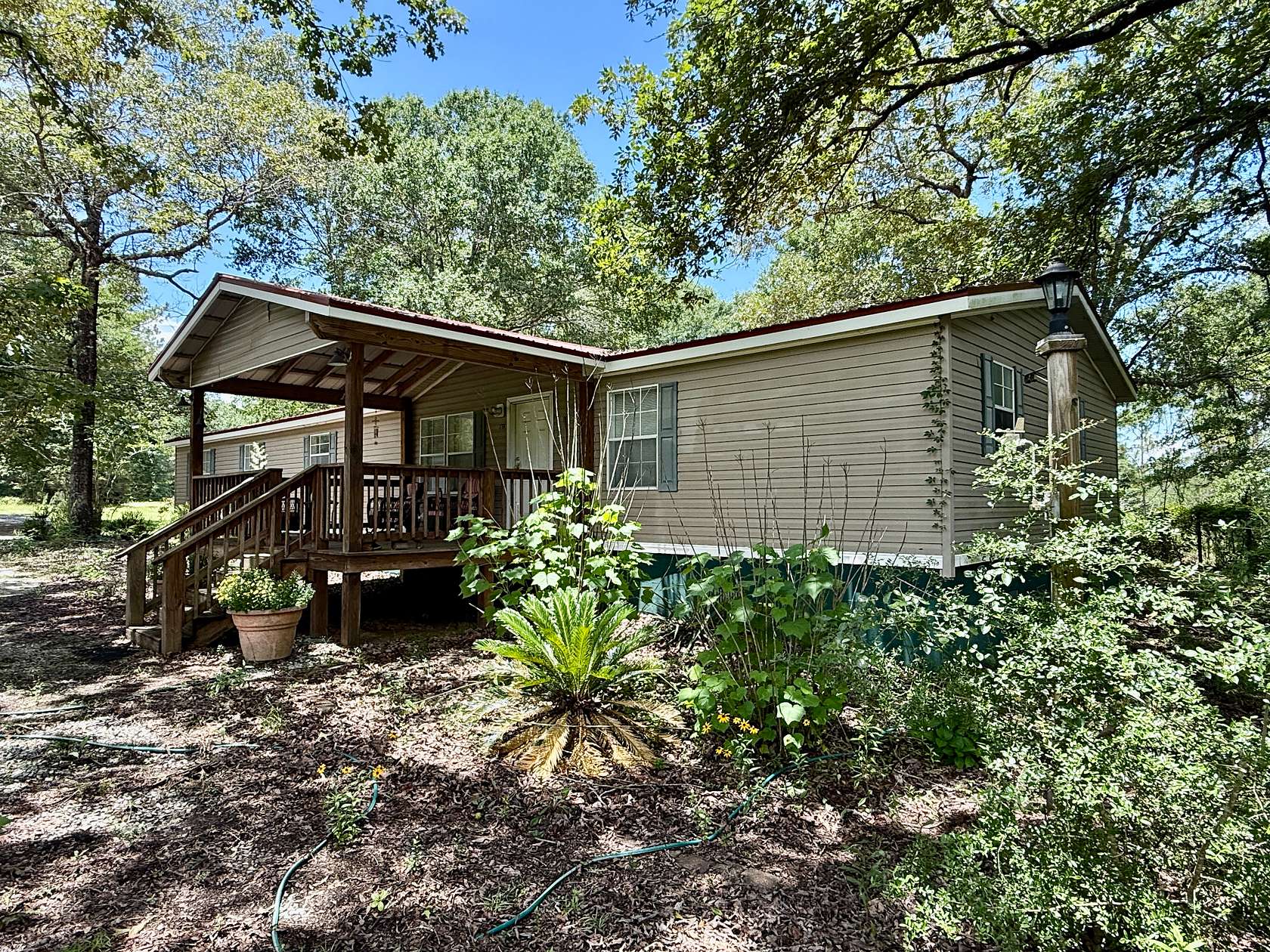 5.5 Acres of Land with Home for Sale in Kinston, Alabama