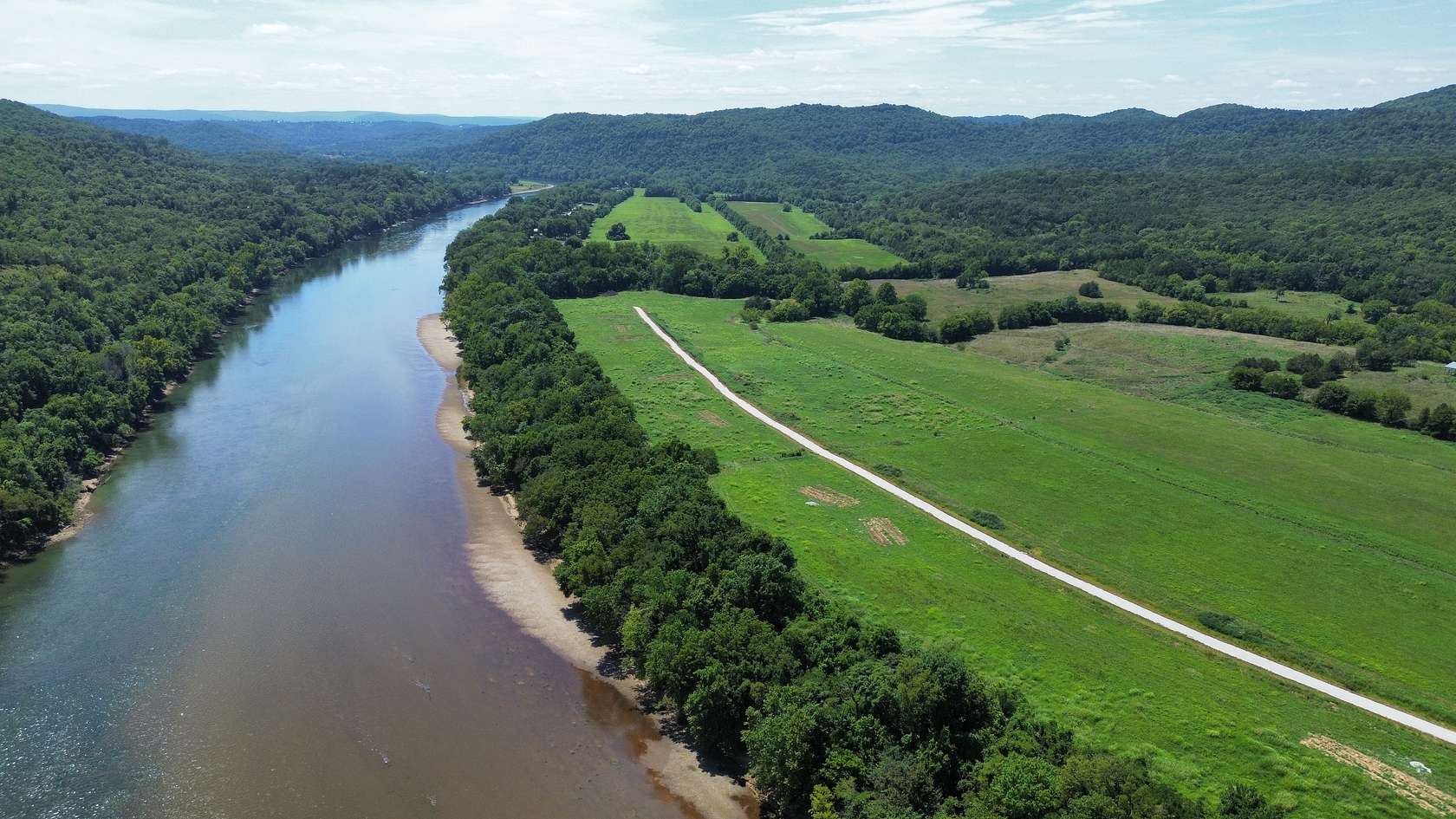 6 Acres of Land for Sale in Mountain View, Arkansas