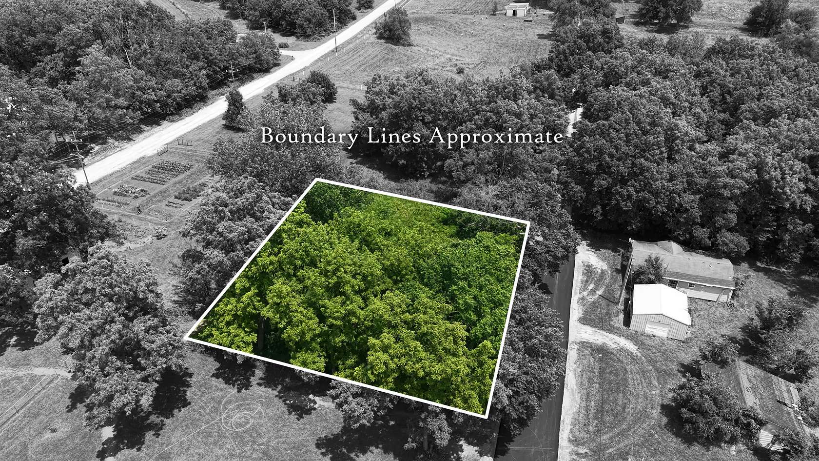 0.35 Acres of Land for Sale in Hamilton, Missouri