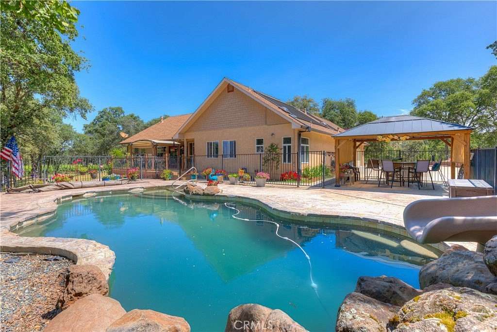5.53 Acres of Land with Home for Sale in Oroville, California
