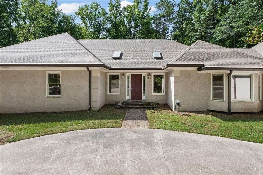 2 Acres of Land with Home for Sale in Milton, Georgia