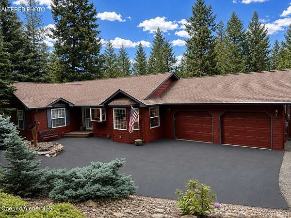 1.5 Acres of Land with Home for Sale in Hayden, Idaho