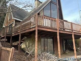 2.64 Acres of Land with Home for Sale in Lyndhurst, Virginia