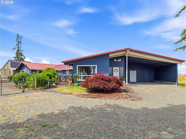 2.48 Acres of Land with Home for Sale in Molalla, Oregon
