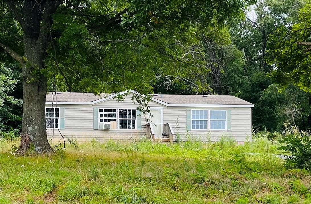 5.5 Acres of Improved Mixed-Use Land for Sale in Decatur, Arkansas