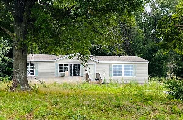 5.5 Acres of Improved Mixed-Use Land for Sale in Decatur, Arkansas
