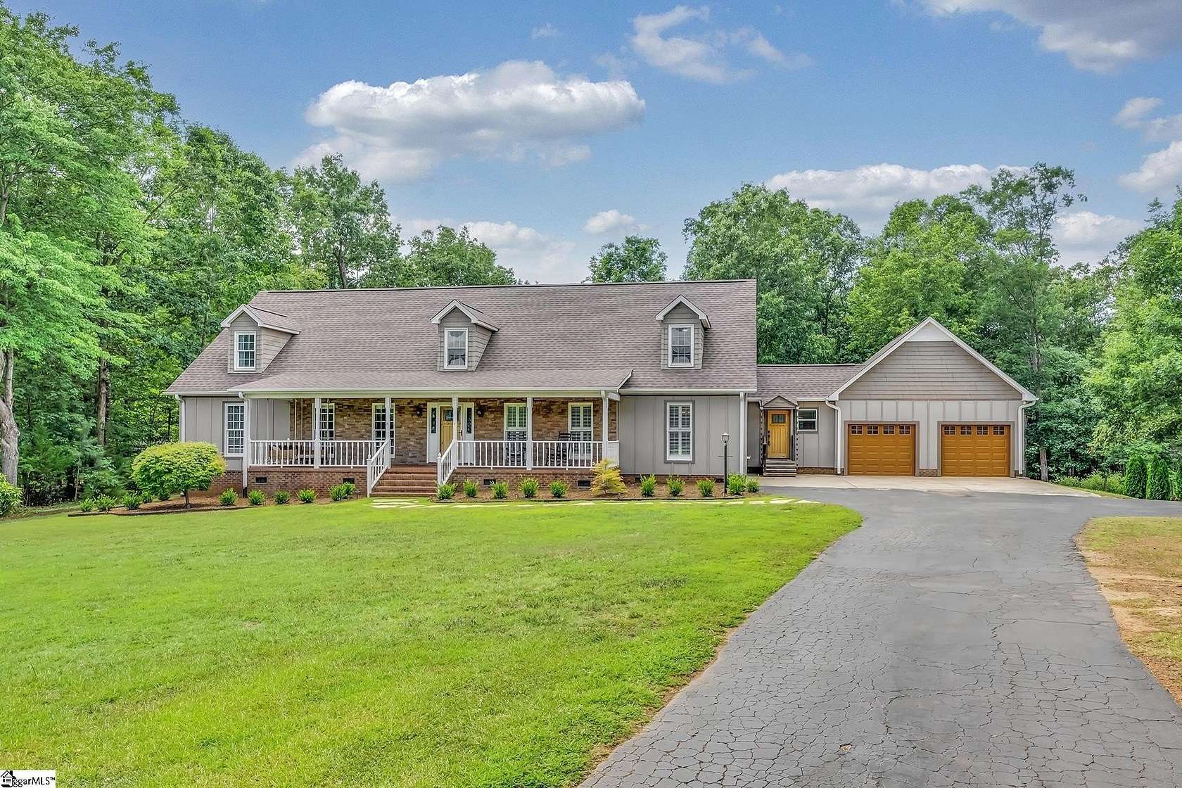 4.1 Acres of Land with Home for Sale in Greenville, South Carolina