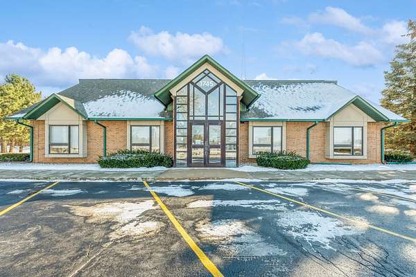 1.56 Acres of Commercial Land for Sale in Woodstock, Illinois