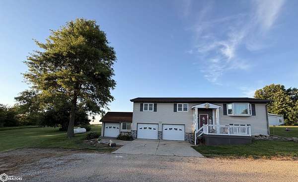 13 Acres of Land with Home for Sale in Marshalltown, Iowa