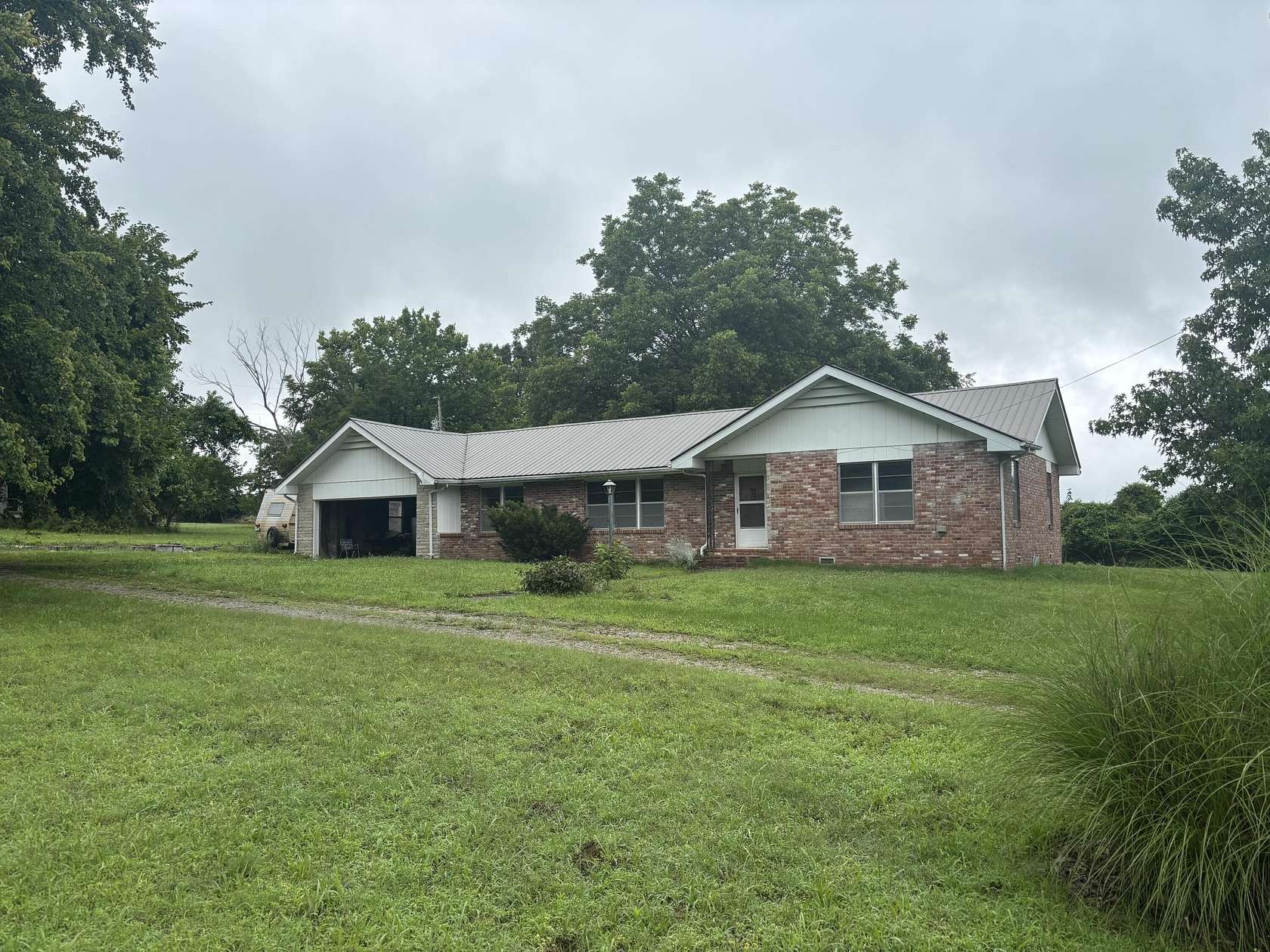 1.65 Acres of Land with Home for Sale in Buffalo, Missouri