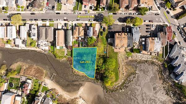 0.32 Acres of Residential Land for Sale in Bronx, New York