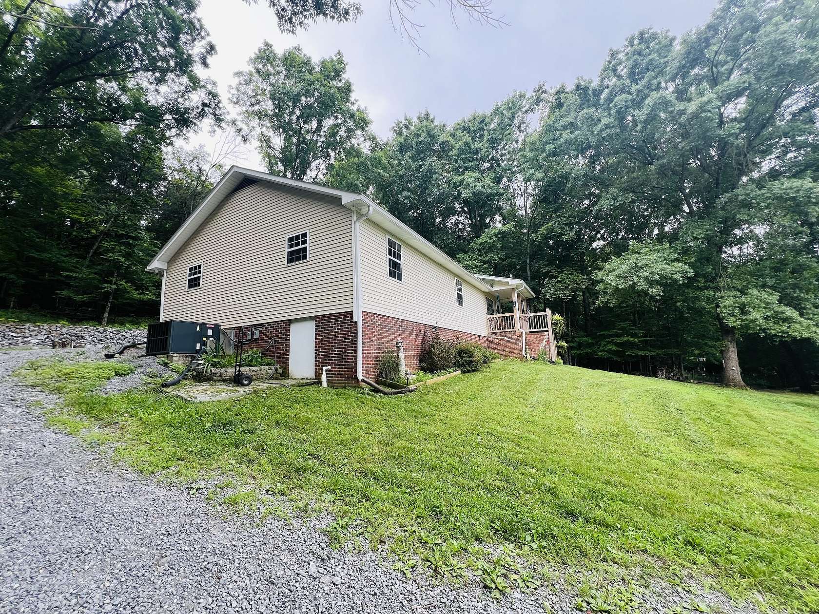 2.5 Acres of Land with Home for Sale in Fayetteville, Tennessee