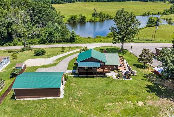 6 Acres of Improved Land for Sale in Burns, Tennessee