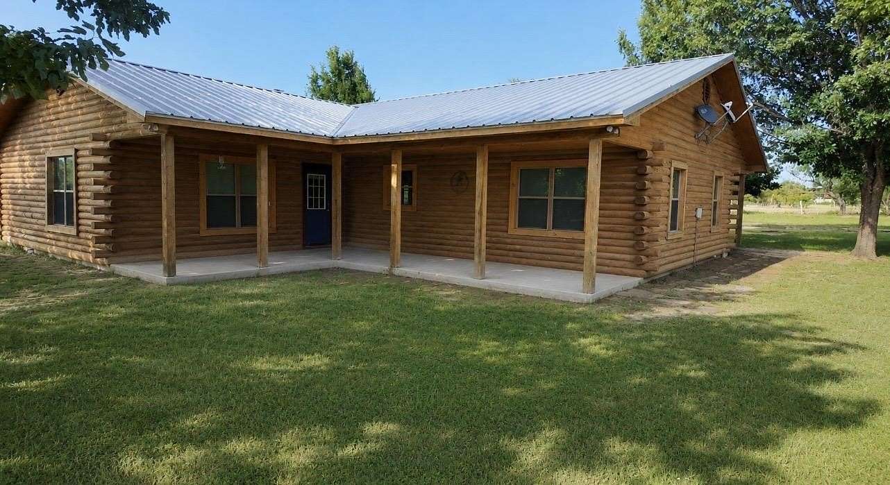 4.17 Acres of Land with Home for Sale in Richland Springs, Texas