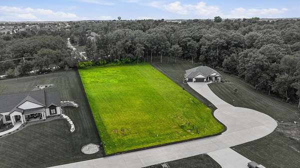 1 Acre of Residential Land for Sale in Dubuque, Iowa